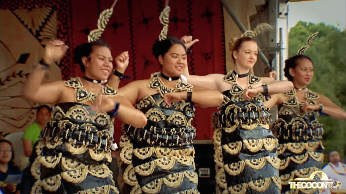 How to Tau'olunga —